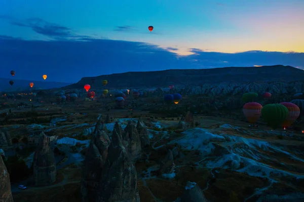 Capadócia Goreme Anatólia Turquia Balões Quente Flutuando Céu Com Fundo — Fotografia de Stock