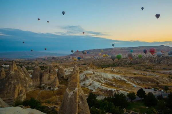 Kappadokien Göreme Anatolien Turkiet Vacker Soluppgång Över Vit Bergsområden Aktepe — Stockfoto