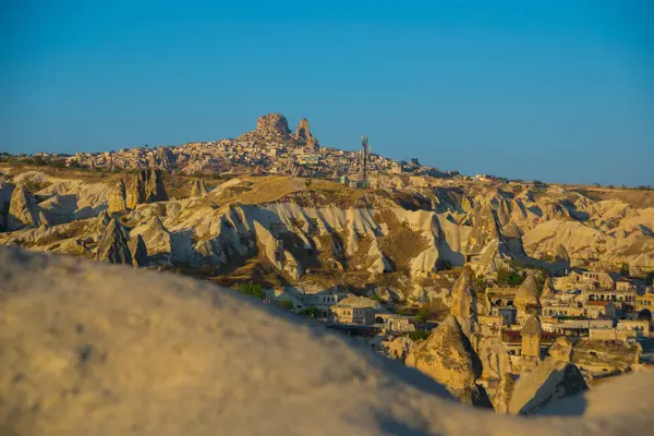 Погляд Палуби Спостереження Goreme Сонячну Погоду Рок Будинку Пагорби Замку — стокове фото