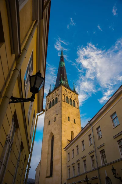 Tallinn Estland Schöne Kirche Von Olaf Straße Der Altstadt Und — Stockfoto