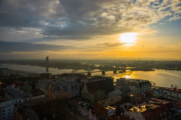 Riga Letland Bovenaanzicht Van Stad Een Panorama Van Rivier Brug — Stockfoto
