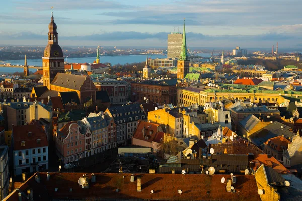 Riga Lettland Vacker Topp Utsikt Över Staden Floden Bridge Och — Stockfoto