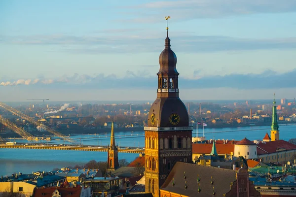 Riga Lettland Vacker Topp Utsikt Över Staden Floden Och Dome — Stockfoto