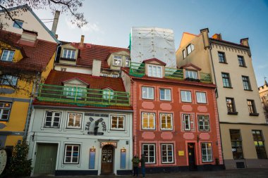Riga, Letonya: XVII yüzyılın Gingerbread ev sahipliği yapmaktadır. Güzel tarihi binalar eski şehir. Riga Şehir tarihi merkezinde bir Unesco Dünya mirası olduğunu