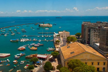 Salvador, Brezilya: Salvador Bahia San Marcelo Fort. Salvador liman kenti üst görünümü.