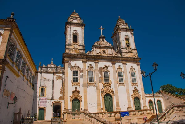 Kościół katolicki, historyczna dzielnica Pelourinho. Zabytkowe centrum Salvador, Brazylia. — Zdjęcie stockowe
