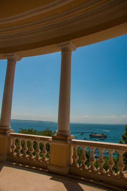 All Saints Bay havadan görünümü -Baia de Todos os Santos-in Salvador, Bahia, Brezilya.