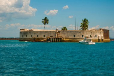 Salvador, Brezilya: Salvador Bahia San Marcelo Fort. Salvador liman kenti üst görünümü.