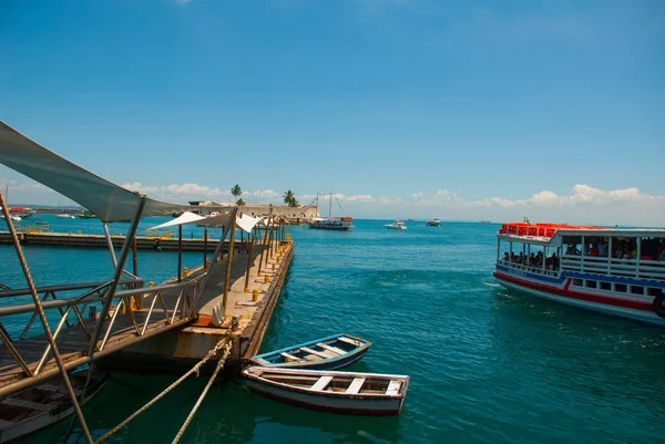 Salvador, Brazylia: Fort San Marcelo w Salvador Bahia. Widok z góry na miasto portowe Salvador. — Zdjęcie stockowe