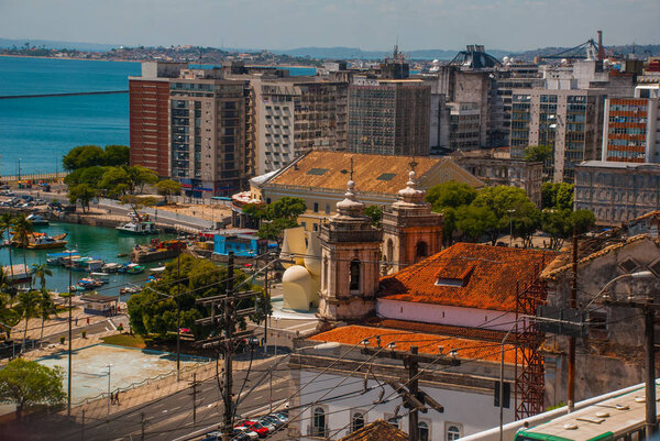 SALVADOR, BAHIA, BRAZIL: Здания классической архитектуры в центре города
