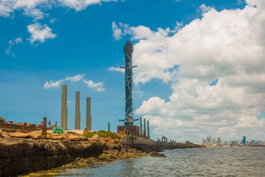 Recife, Pernambuco, Brezilya: Ünlü Brezilyalı heykeltıraş Francisco Brennand'ın eşsiz eserlerinin yer aldığı bir resifin üzerindeki Haborside parkı.