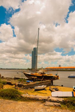 Recife, Pernambuco, Brezilya: Recife, Pernambuco Brezilya'nın kuzeydoğu eyaletinin başkenti, birçok nehirler, köprüler, adacıklar ve yarımadalar ile ayırt edilir.