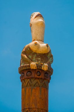 Recife, Pernambuco, Brezilya: Heykel parkı. Ünlü Brezilyalı heykeltıraş Francisco Brennand'ın eşsiz eserlerinin yer aldığı bir resifin üzerindeki Haborside parkı.