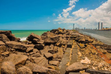 Recife, Pernambuco, Brezilya: Recife, Pernambuco Brezilya'nın kuzeydoğu eyaletinin başkenti, birçok nehirler, köprüler, adacıklar ve yarımadalar ile ayırt edilir.