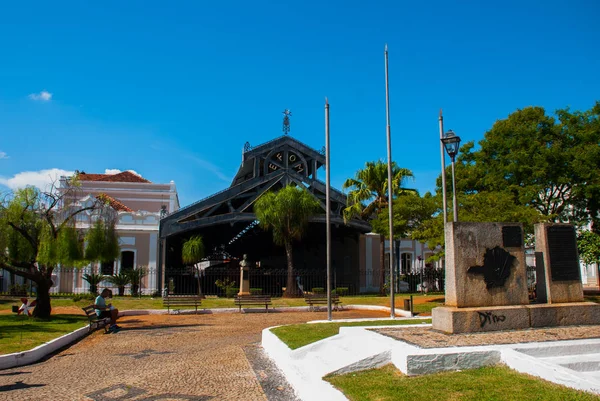 Sao joao del rei, minas gerais state, Brasilien: Bahnhof, wo der alte Zug in die Stadt der Tiradentes fährt — Stockfoto
