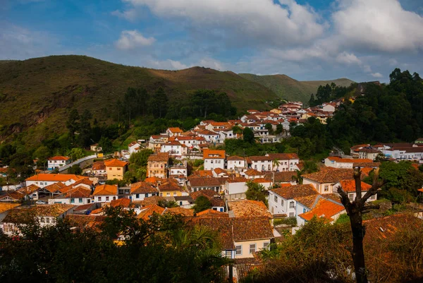 Ouro Preto, Minas Gerais, Brasile: Bellissimo paesaggio con vista sulla città antica — Foto Stock