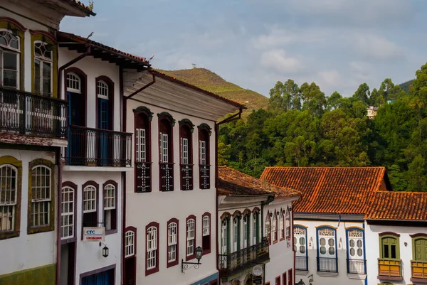 Ouro Preto, Brasil: O centro da cidade com arquitetura típica, patrimônio mundial da UNESCO — Fotografia de Stock