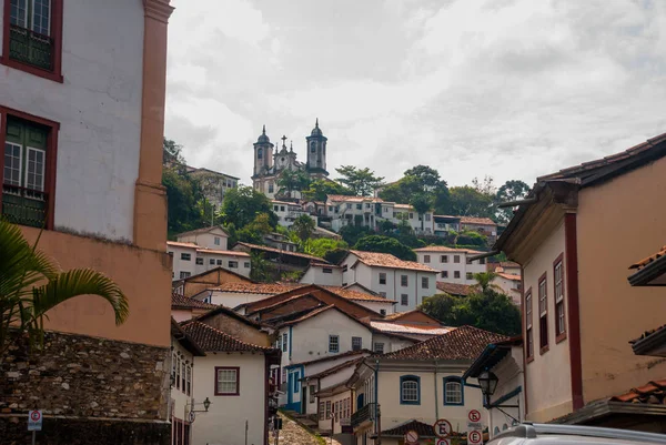 Ouro Preto, Minas Gerais, Brazylia: widok na wpisane na listę światowego dziedzictwa UNESCO miasto Ouro Preto w Minas Gerais — Zdjęcie stockowe