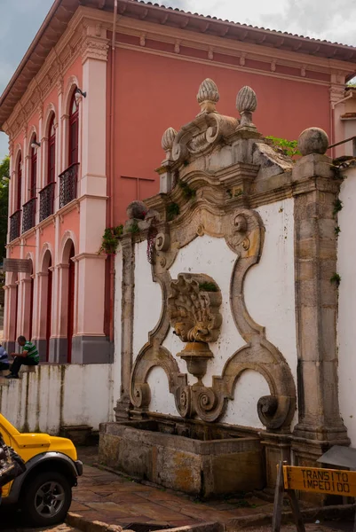 Ouro Preto, Minas Gerais, Brasile: Antica fontana costruita nel 1753 nella storica città di Ouro Preto — Foto Stock