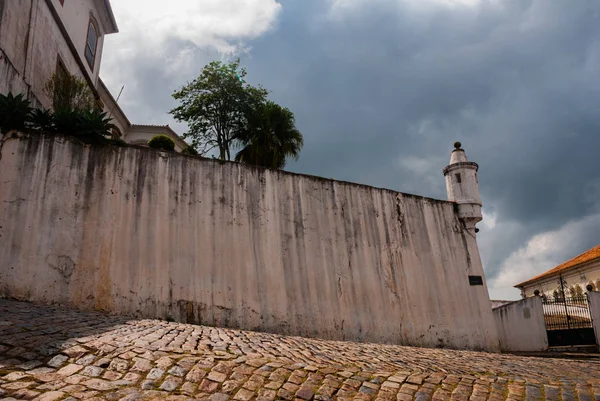Fortificación antigua e histórica en la arquitectura colonial en Ouro Preto, Brasil —  Fotos de Stock