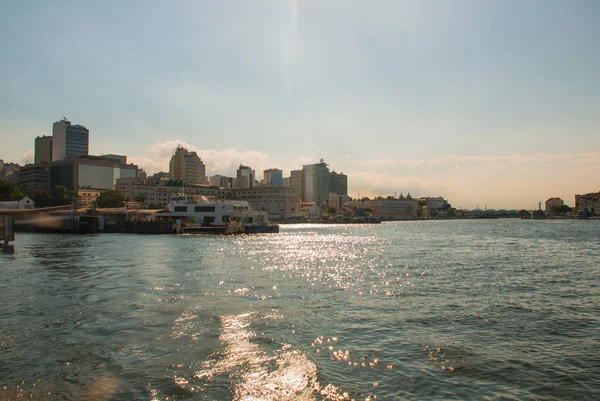 RIO DE JANEIRO : Port et ferry pour une autre ville Niteroi, Brésil — Photo