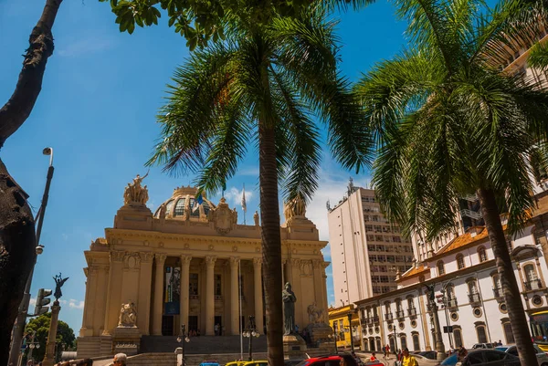 Río de Janeiro, Brasil: Palacio de Tiradentes sede de la ALERJ - Asamblea Legislativa de Río de Janeiro ubicada en el centro histórico de la ciudad . — Foto de Stock