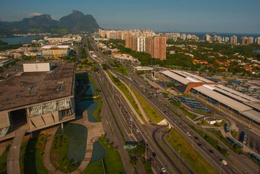 Rio De Janeiro'nun Barra Da Tijuca semtlerinin helikopterinden manzara. Rio de Janeiro, Brezilya