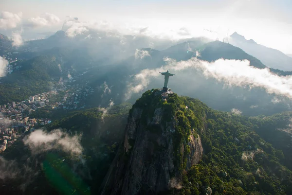 Rio de Janeiro, Brésil. Vue aérienne de Rio de Janeiro avec Christ Rédempteur — Photo