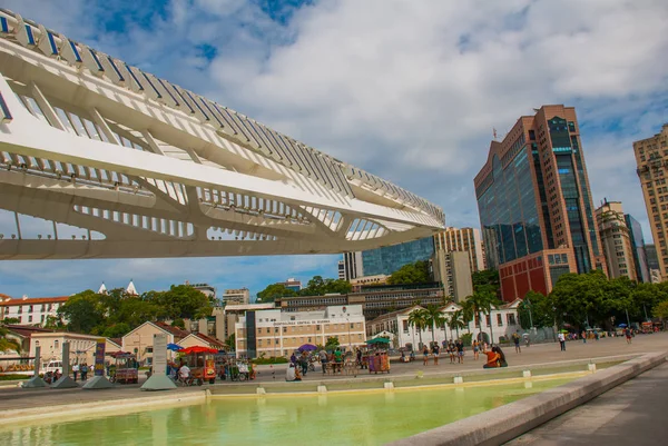 Río de Janeiro, Brasil: Museo del Mañana, Museo del Mañana, diseñado por el arquitecto español Santiago Calatrava — Foto de Stock