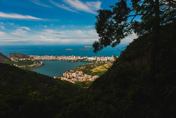 Rodrigo de Freitas Lagoon látható Krisztus a Megváltó fel Corcovado Mountain, Rio de Janeiro, Brazília — Stock Fotó