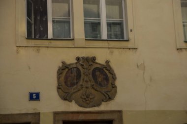 Prag, Çek Cumhuriyeti: Prag'ın tarihi merkezinde güzel bina