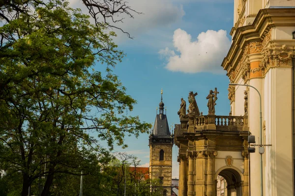 プラハ,チェコ共和国:プラハの歴史的中心部にある美しい建物 — ストック写真