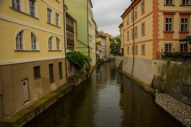 Prag, Çek Cumhuriyeti : Prag'daki Kampa Adası, Prag'ın Venedik'i olarak da bilinir. Eski ev dar nehir Devil ve Eski Watermill yansıtılır.