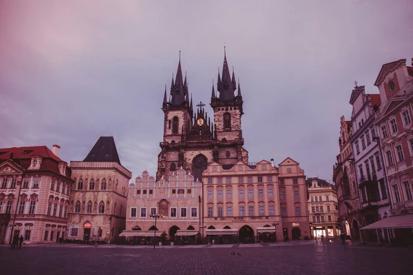 Староместская площадь и церковь Пресвятой Богородицы перед Тыном в Феге, Чехия . — стоковое фото
