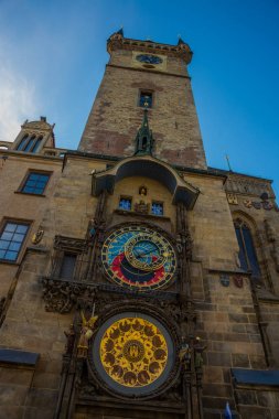 Çek Cumhuriyeti, Prag: astronomik saat ile gotik Eski belediye binası kulesi, Eski Kent Meydanı Unesco