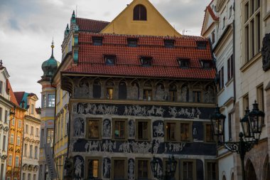 Prag, Çek Cumhuriyeti: Prag'ın tarihi merkezinde güzel bina