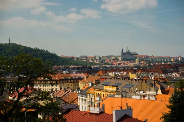 Vista del timelapse de Praga desde la plataforma de observación de Visegrad. Praga. República Checa . —  Fotos de Stock