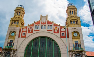 Prag, Çek Cumhuriyeti: Prag'da tren istasyonu tarihi binası