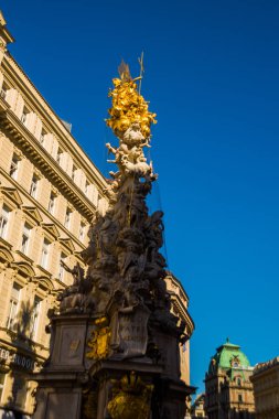 Viyana, Avusturya : Graben sokak Viyana'da anıt Veba sütun Pestsaule ve turistler. Graben Viyana'nın en ünlü caddelerinden biridir ilk ilçe, şehir merkezi.