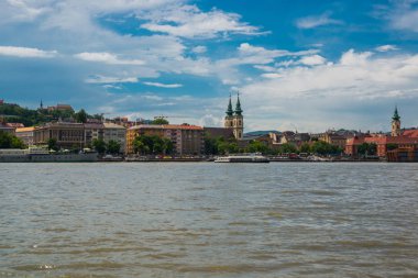 Budapeşte, Macaristan: Eski şehir ve Tuna nehri üzerinde güzel manzara.