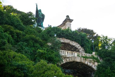 Budapeşte, Macaristan'st gellert heykeli
