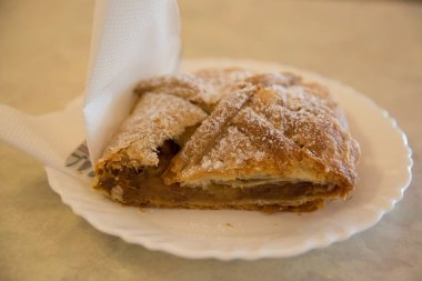 Bir klasik ve muhtemelen en iyi bilinen Viyana pasta dışında Avusturya Viyana Strudel elma olduğunu.