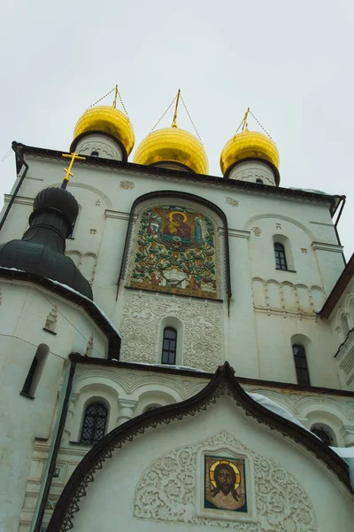 SAN PETERSBURGO, RUSIA: Iglesia de Znamenskaya en la plaza de Znamenskaya —  Fotos de Stock