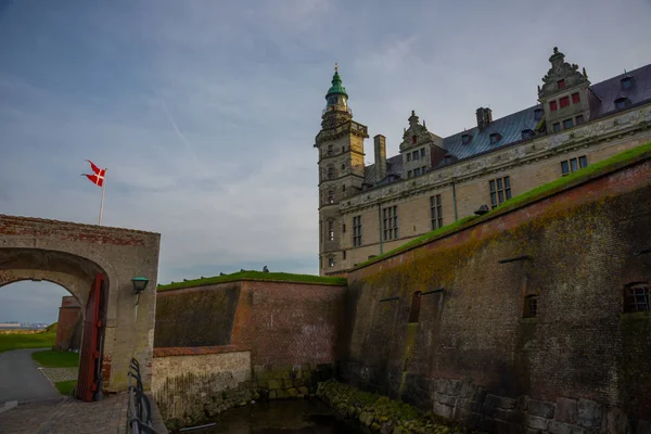 Kronborgs slott, Helsingör, Danmark: Kronborg är ett av norra Europas viktigaste renässansslott, känt över hela världen från Shakespeares Hamlet. — Stockfoto
