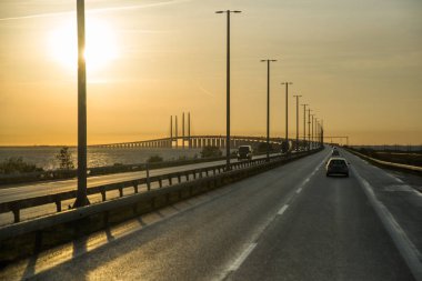 Danimarka ve İsveç, Oresundsbron arasında köprü