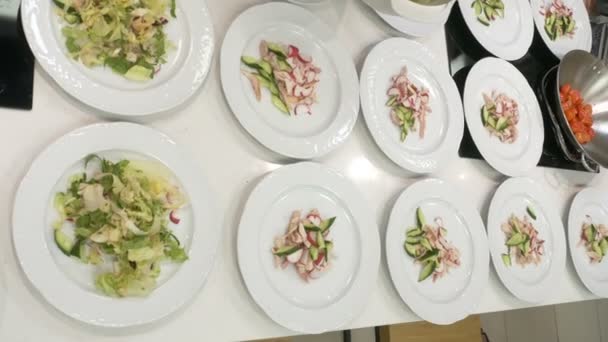 Cucina Del Ristorante Insalata Cottura — Video Stock