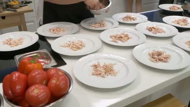 餐厅美食 烹饪沙拉 — 图库视频影像