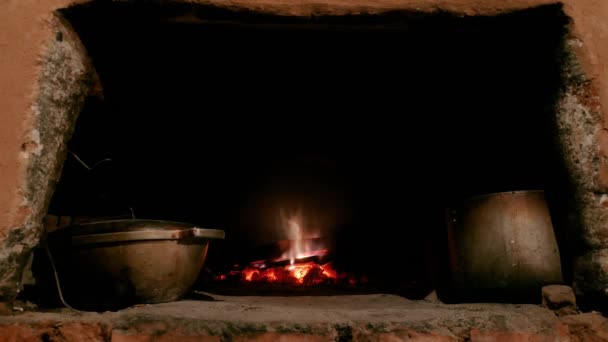 Brennendes Brennholz Rustikalen Ofen Zeitraffer — Stockvideo