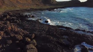 İrlanda rocky dağlarının güzel manzara havadan görünümü