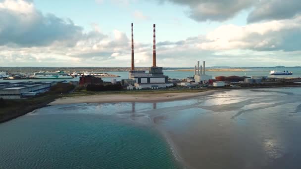 Poolbeg Chimneys Dublin Ireland — Stock Video